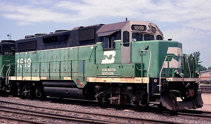 BN 1519 - GP28M.jpg